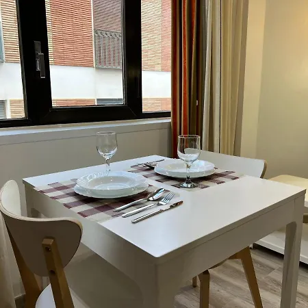 Apartamento Bulevar Gran Capitan Apartment Cordoba